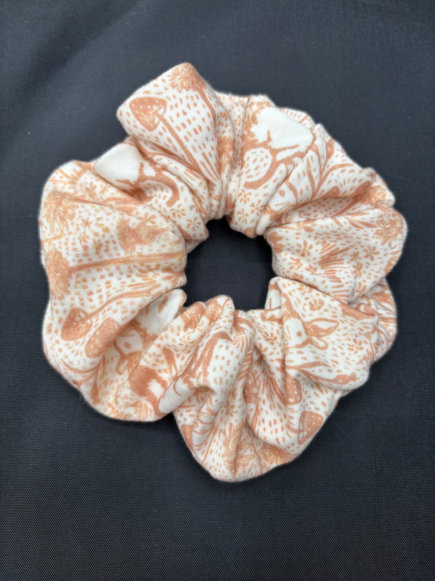 H&P Scrunchie