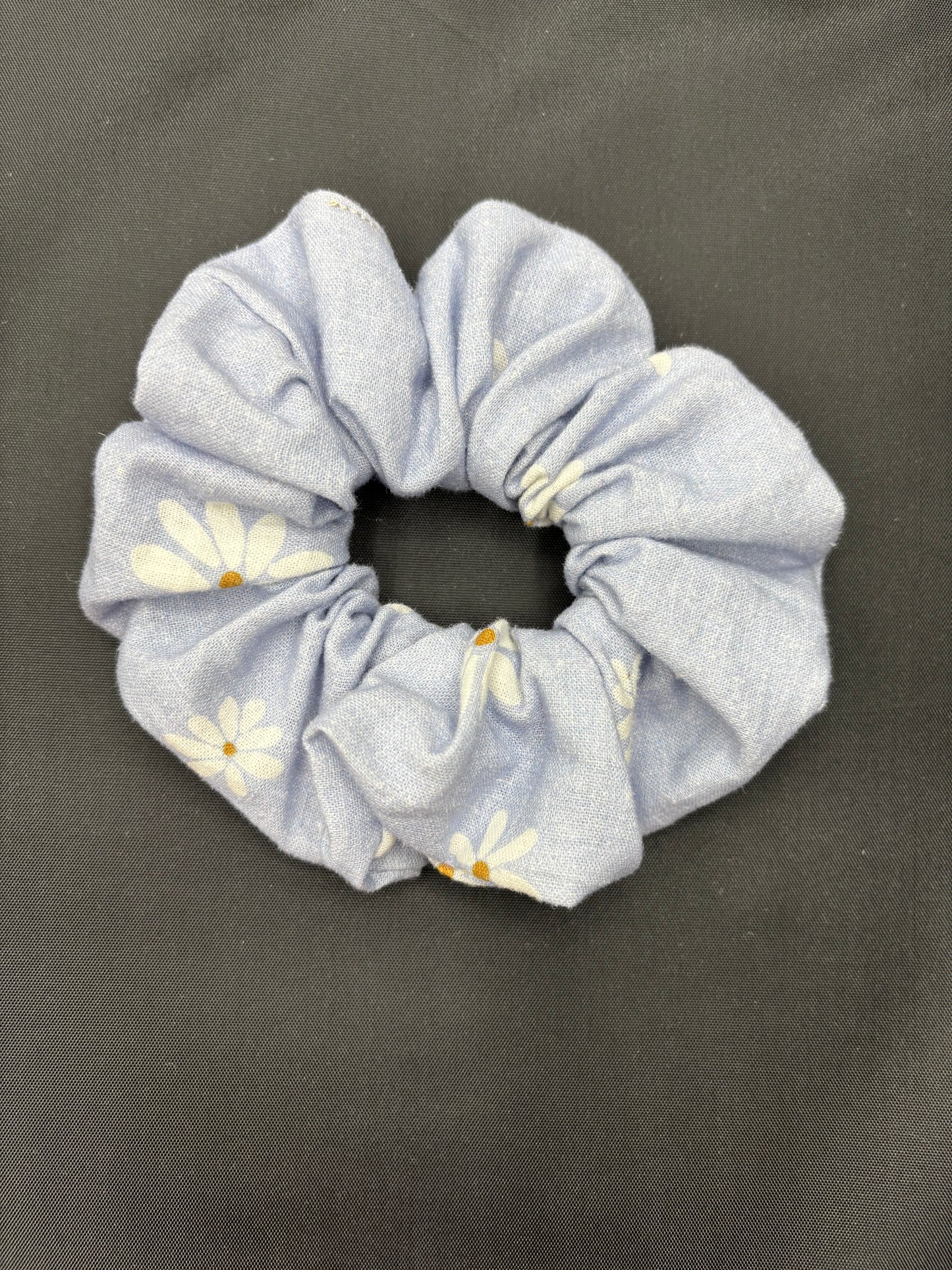 H&P Scrunchie