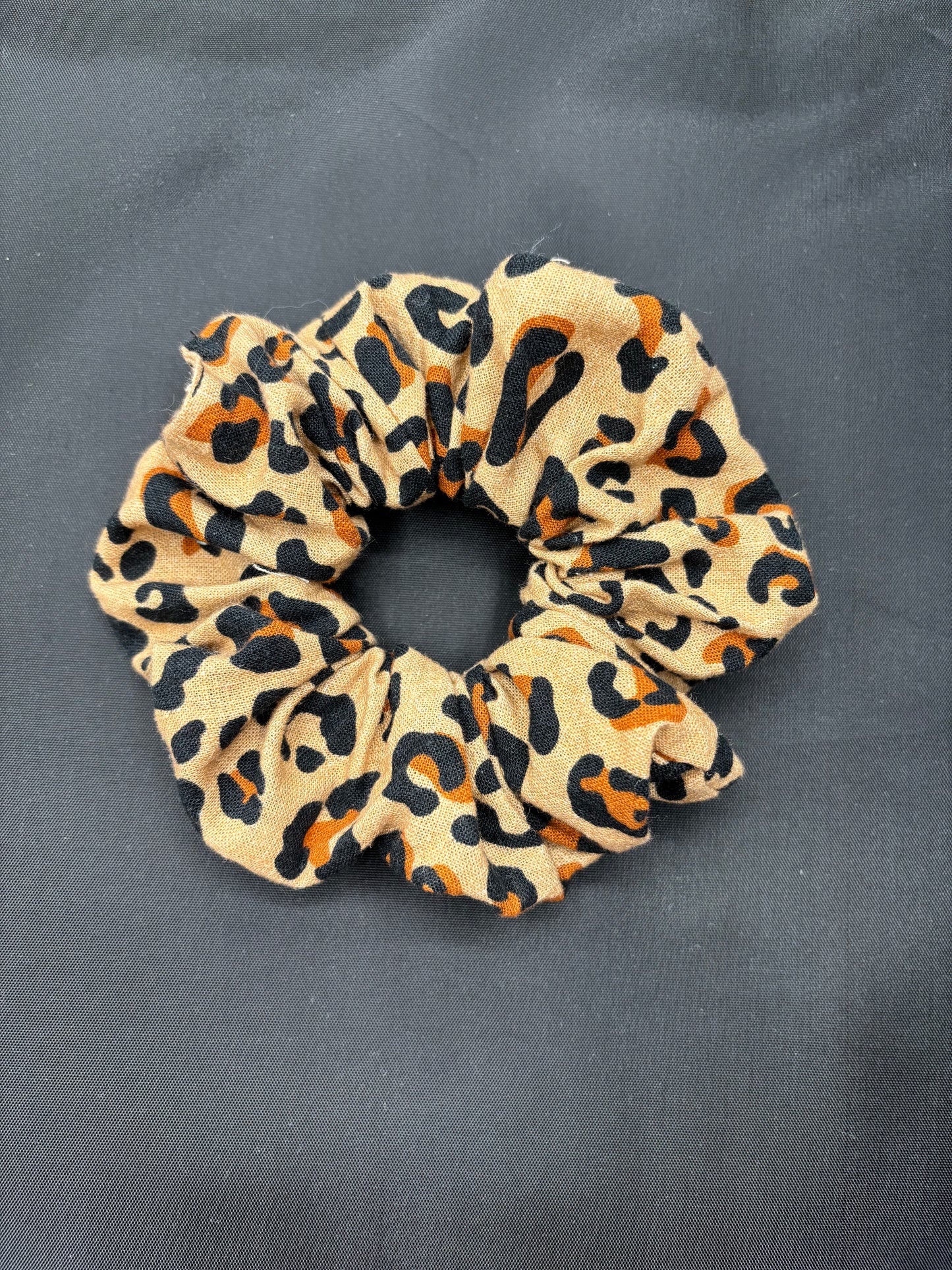 H&P Scrunchie