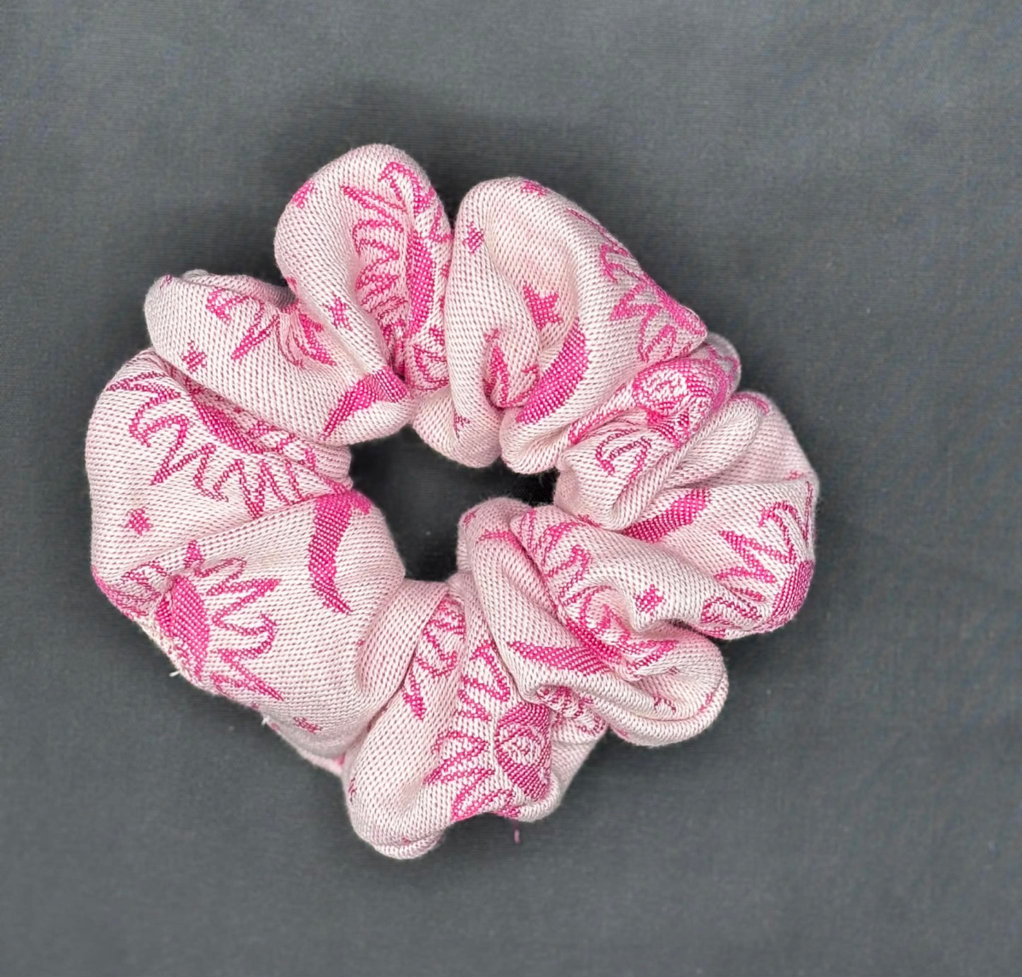 Aura Leaf Scrunchies