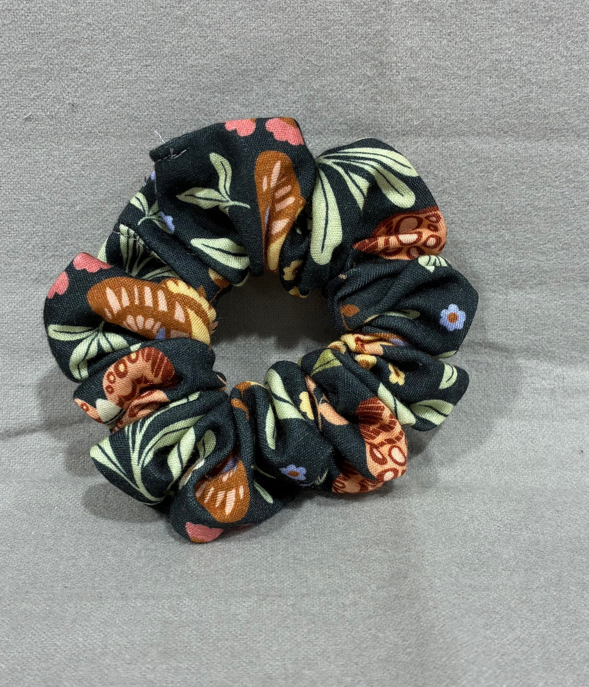 H&P Toddler Scrunchies
