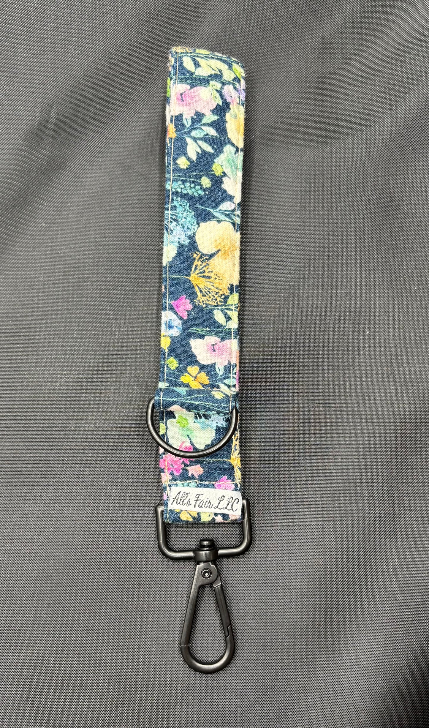 H&P Twin Loop keychain