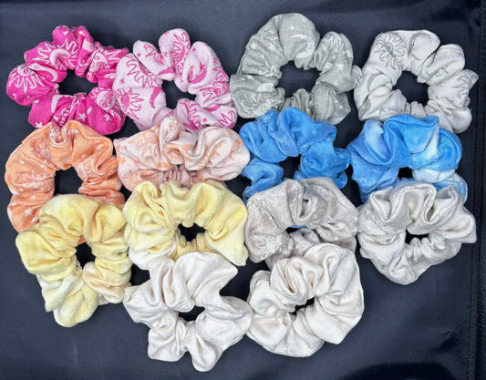 Aura Leaf Scrunchies