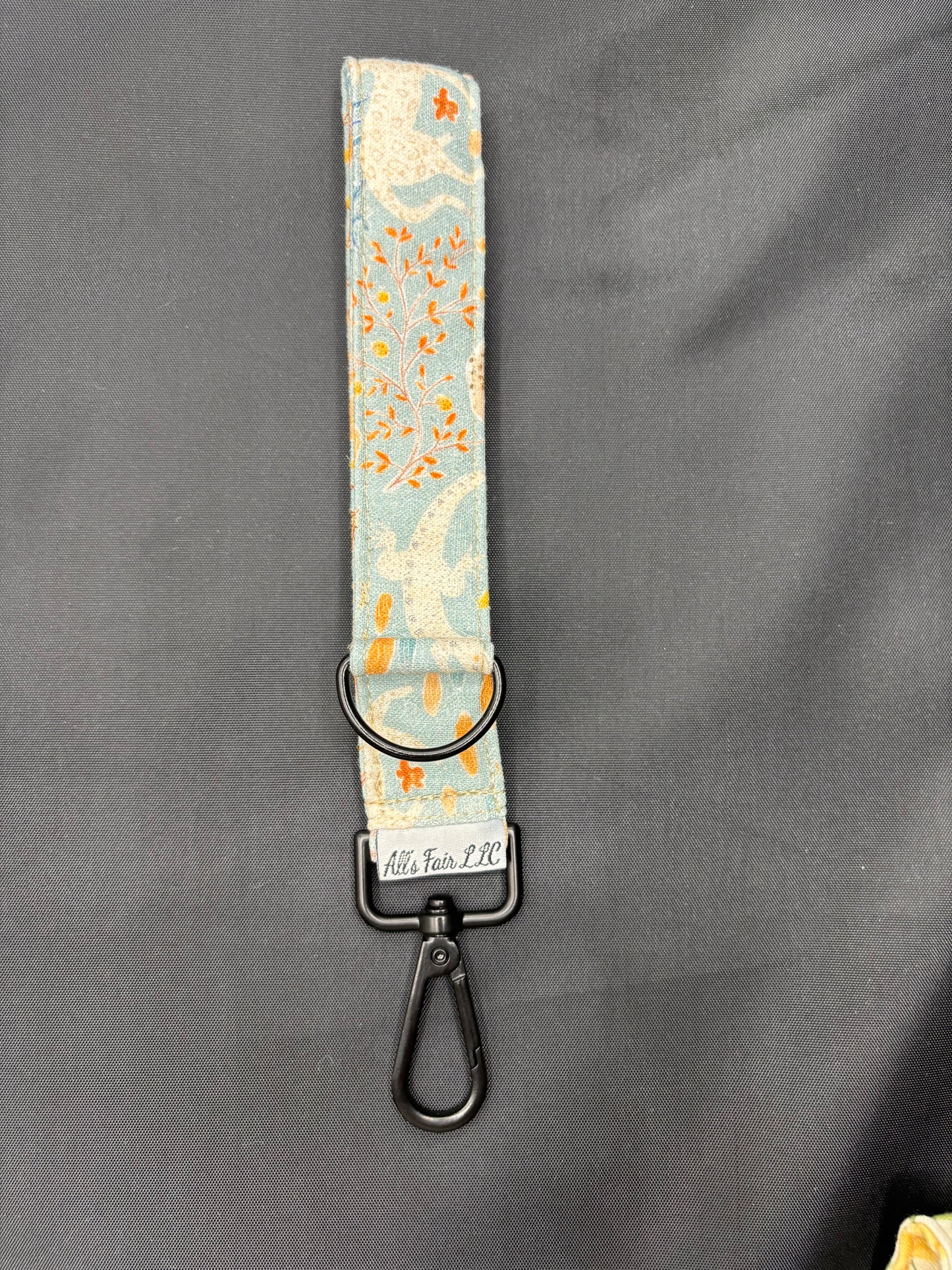 H&P Twin Loop keychain