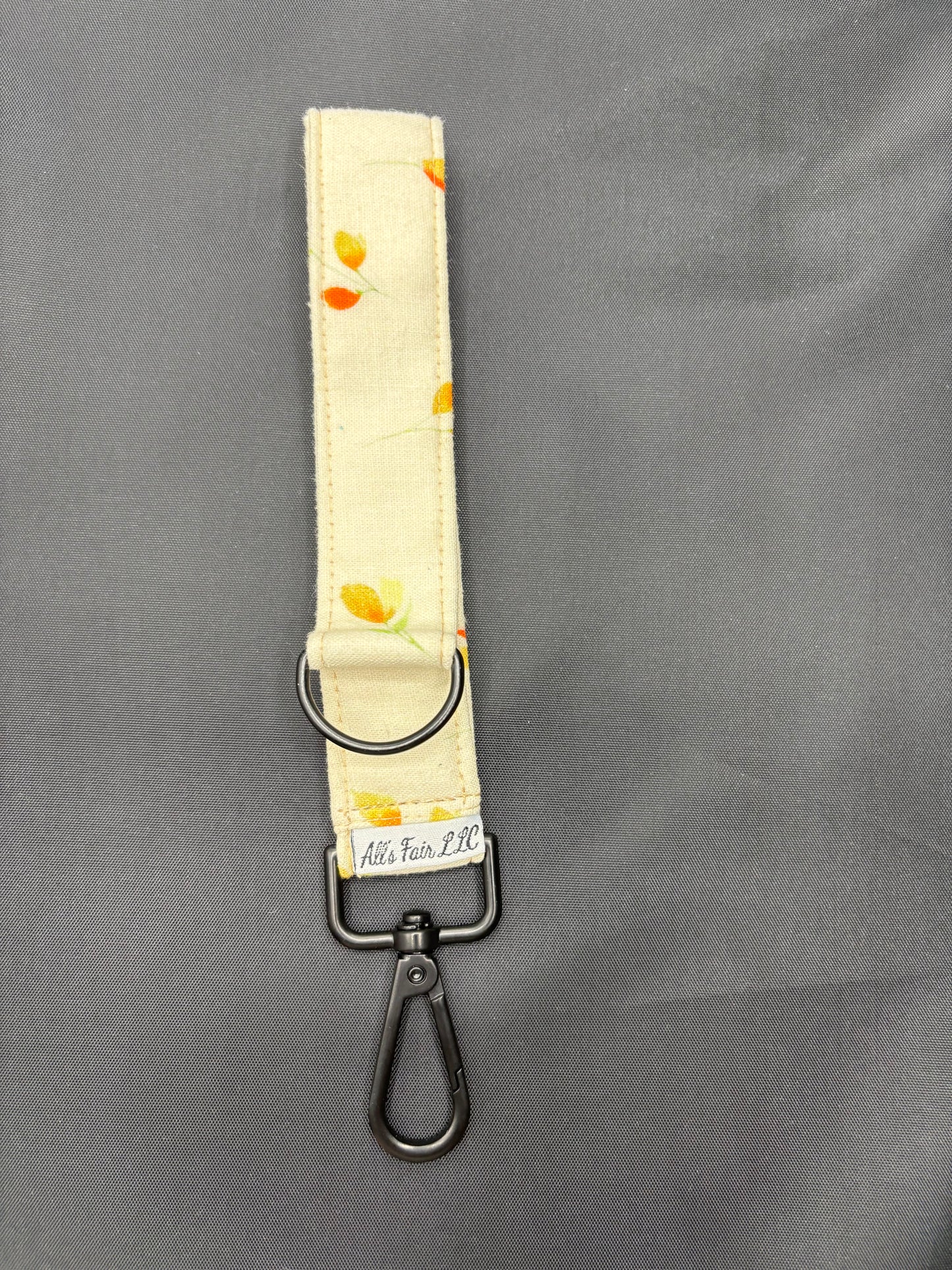 H&P Twin Loop keychain