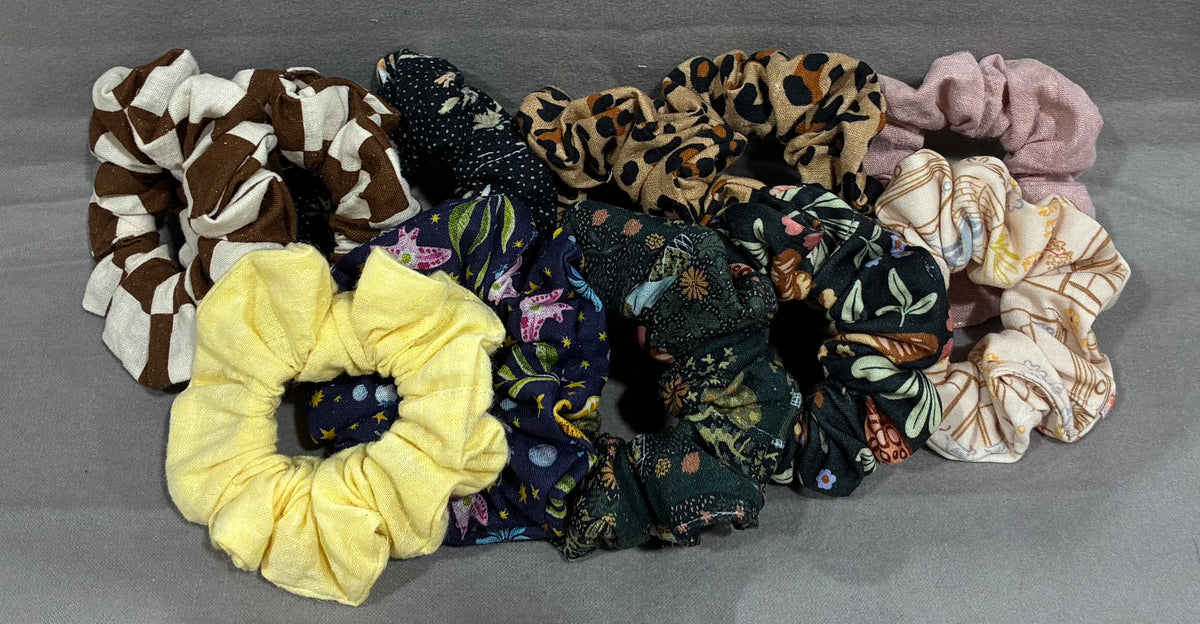 H&P Toddler Scrunchies