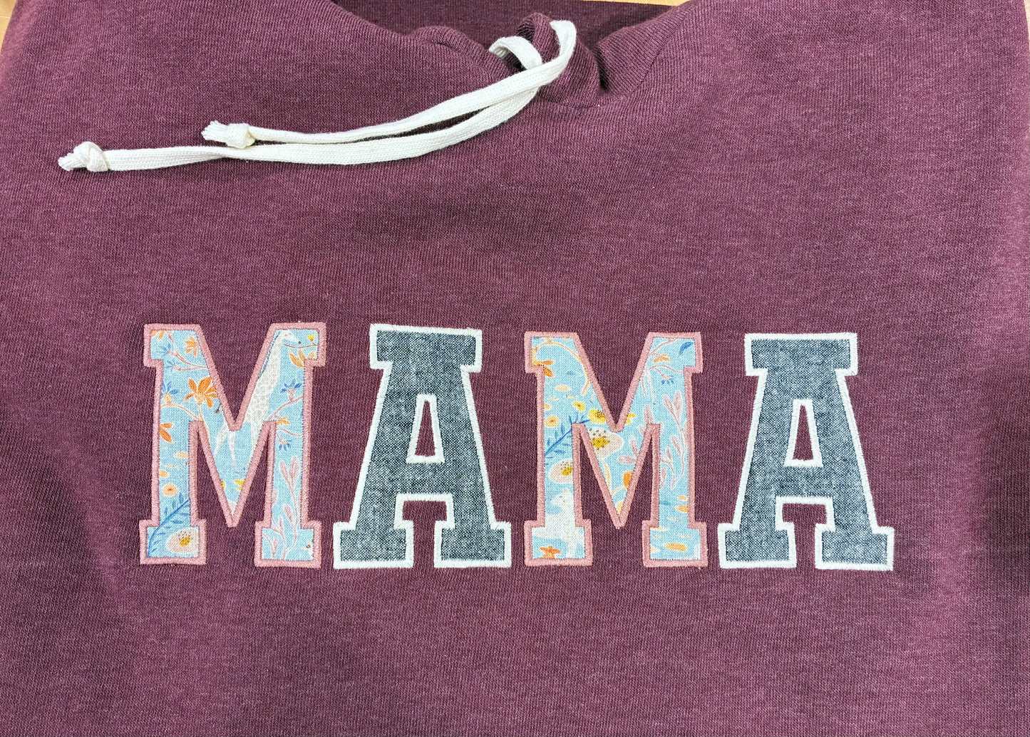 MAMA Sweatshirts